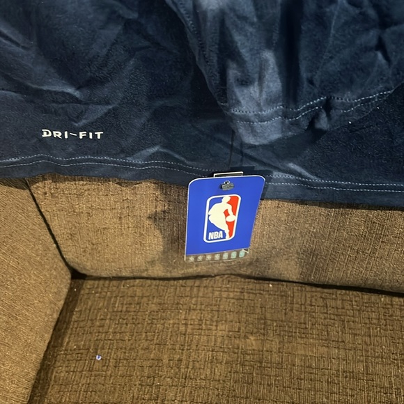 Official NBA Nike Washington Wizards Basketball Long Sleeve Shirt - Navy - Picture 3 of 6